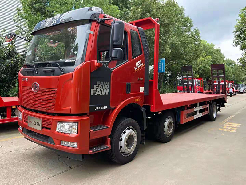 國六解放(fàng)J6L牌前四後四平闆運輸車(chē)